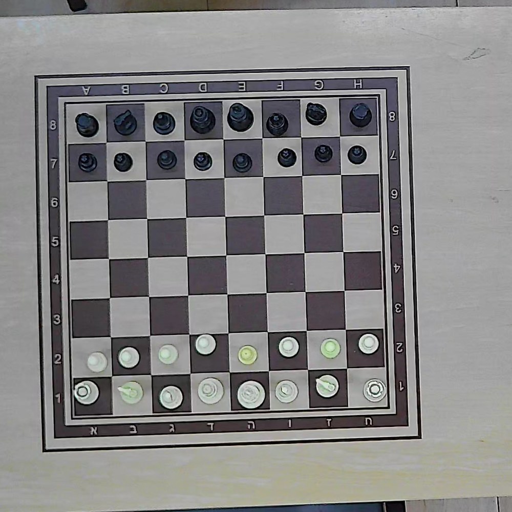 Raw 4K overhead frame from a club camera showing two boards